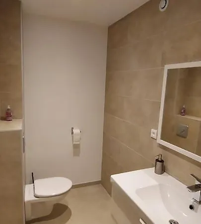 Chez Julie Lejlighed Saint-Raphaël